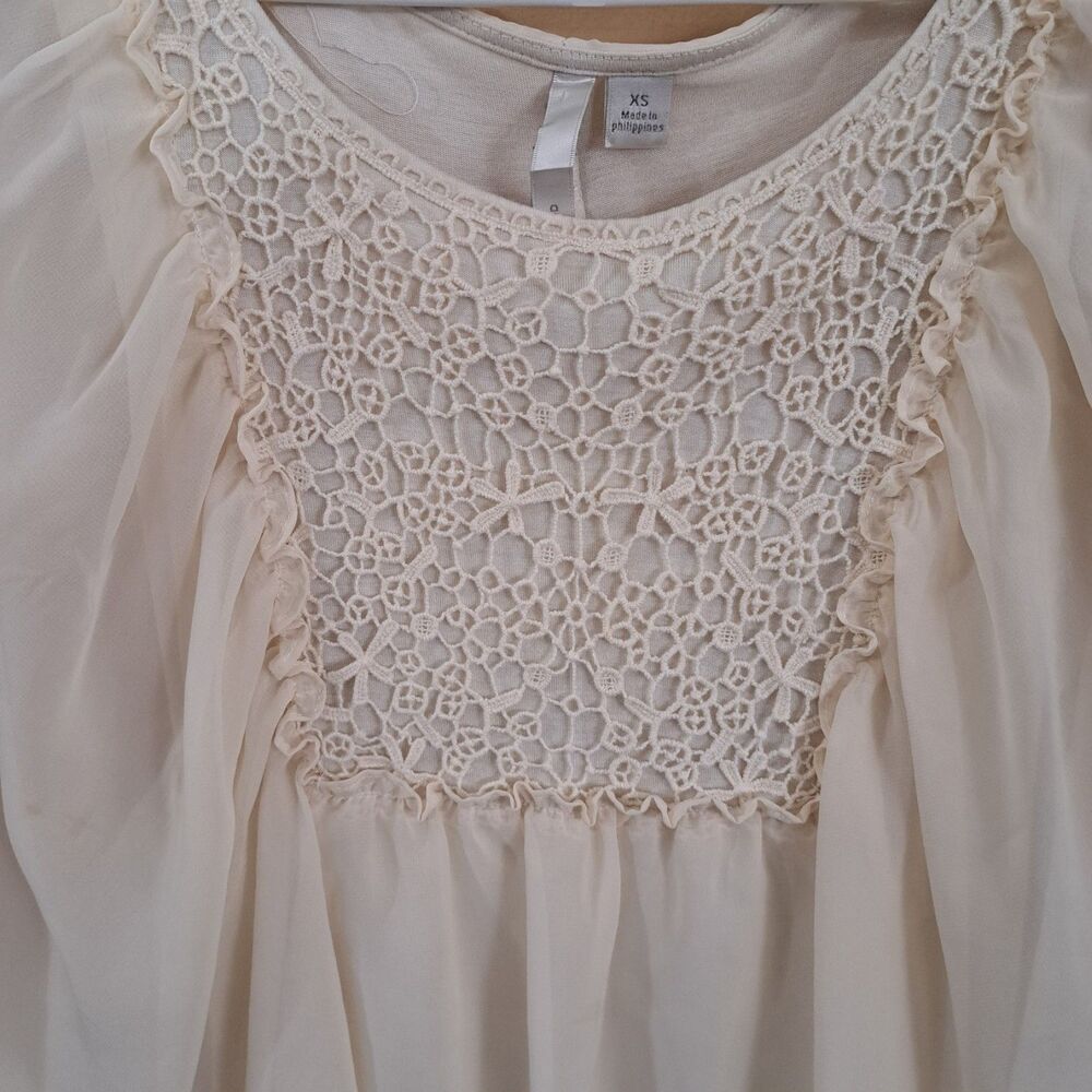 Lauren Conrad cream  BlouseXS - Picture 2 of 9